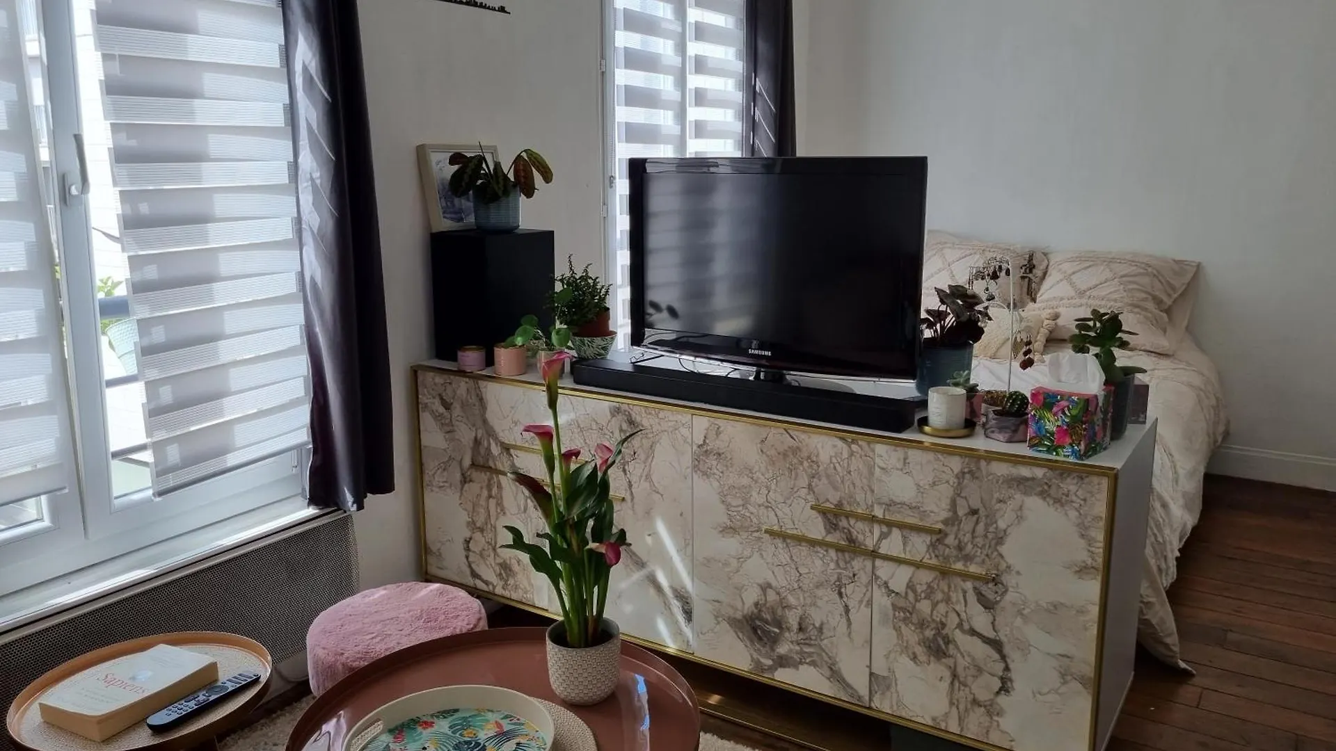 Comfy Studio Paris Apartment